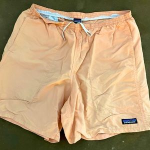 Medium Patagonia Baggies 7” Inseam Shorts Light Orange (Liner Cut Out)